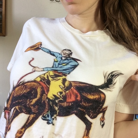 SOLD Rodeo Cowgirl Horse Crop Tee Top - Picture 6 of 7